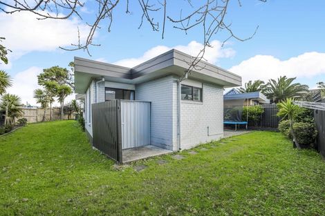 Photo of property in 1/1 Peguero Place, Totara Heights, Auckland, 2105