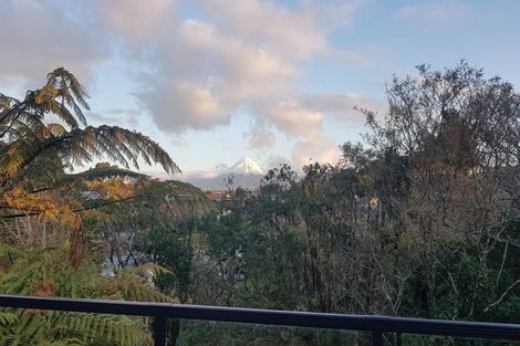 Photo of property in 6 Mission Street, Moturoa, New Plymouth, 4310