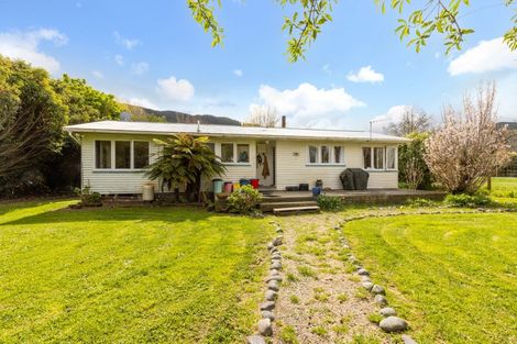 Photo of property in 44 Gibsons Road, Kaituna, Blenheim, 7273