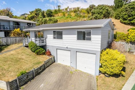 Photo of property in 12 Adventure Drive, Whitby, Porirua, 5024
