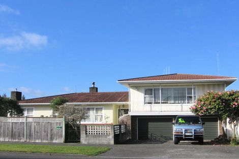 Photo of property in 3 Centennial Drive, Hokowhitu, Palmerston North, 4410