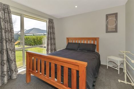 Photo of property in 14 Chestnut Place, Rangiora, 7400