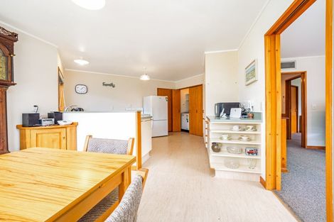 Photo of property in 2 Hughes Court, Pahiatua, 4910