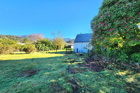 Photo of property in 46 Stafford Street, Blackball, 7804