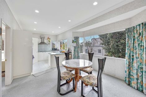 Photo of property in 10 Belvedere Court, West Harbour, Auckland, 0618