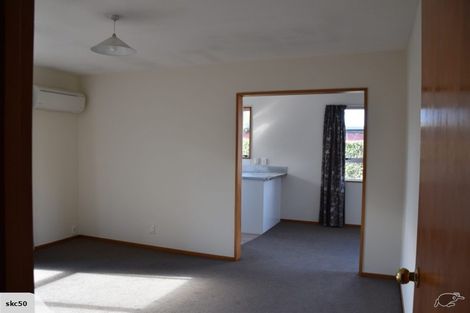 Photo of property in 2/18 Burdale Street, Riccarton, Christchurch, 8011