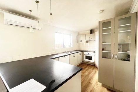 Photo of property in 47a Andrew Road, Howick, Auckland, 2010