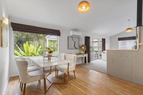 Photo of property in 3 Willowbrook Place, Titirangi, Auckland, 0604