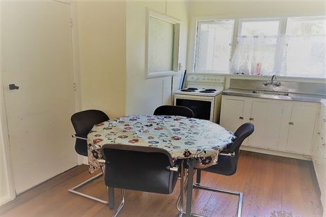 Photo of property in 34a-d Cornwall Crescent, Cannons Creek, Porirua, 5024