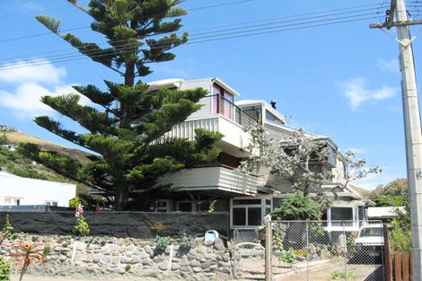 Photo of property in 130 Esplanade, Sumner, Christchurch, 8081