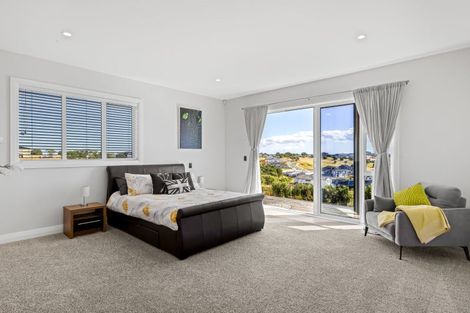 Photo of property in 16 Palm View Terrace, Gulf Harbour, Whangaparaoa, 0930