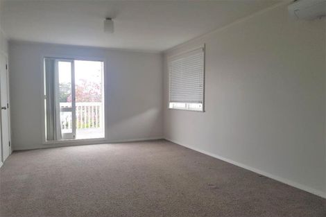 Photo of property in 2 Marie Crescent, Te Atatu South, Auckland, 0610
