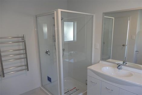 Photo of property in 32 Hollowout Street, Takanini, 2112