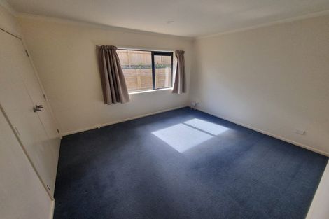 Photo of property in 46 View Ridge Drive, Ranui, Auckland, 0612