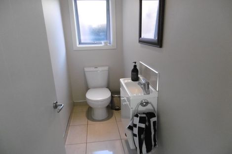 Photo of property in 15 Grove Road, Addington, Christchurch, 8024