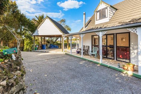 Photo of property in 2/2 Elizabeth Place, Mairangi Bay, Auckland, 0630