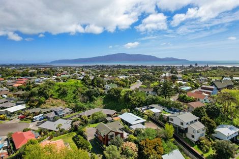 Photo of property in 43 Weggery Drive, Waikanae Beach, Waikanae, 5036