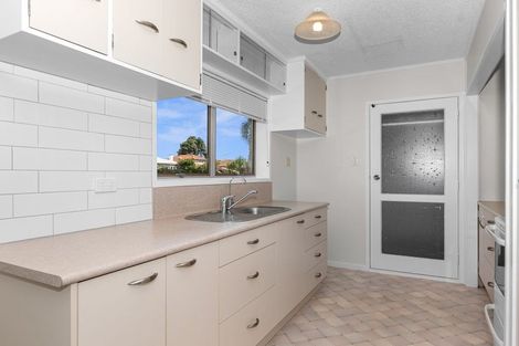 Photo of property in 16 Elizabeth Street, Kensington, Whangarei, 0112