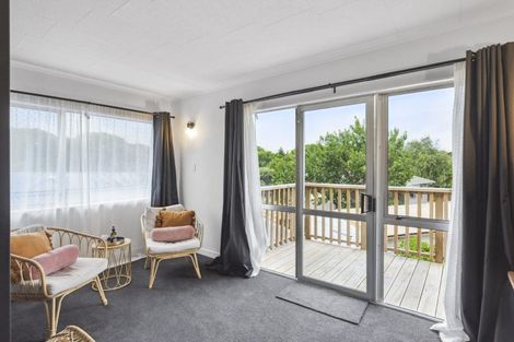 Photo of property in 14 Cypress Grove, Paraparaumu, 5032