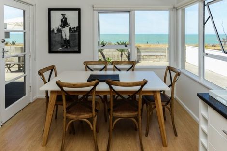 Photo of property in 243 Clifton Road, Te Awanga, 4102