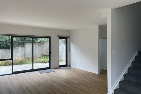 Photo of property in 6 Korokio Lane, Henderson, Auckland, 0612