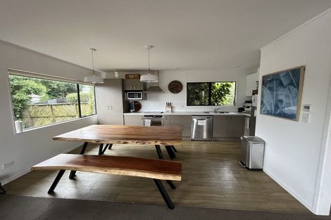 Photo of property in 77 Vipond Road, Stanmore Bay, Whangaparaoa, 0932