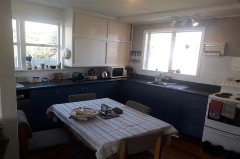 Photo of property in 17 Saint Clair Street, Takapau, 4203