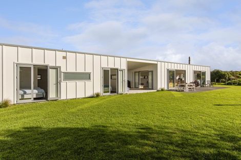 Photo of property in 41 Marram Way, Peka Peka, Waikanae, 5391