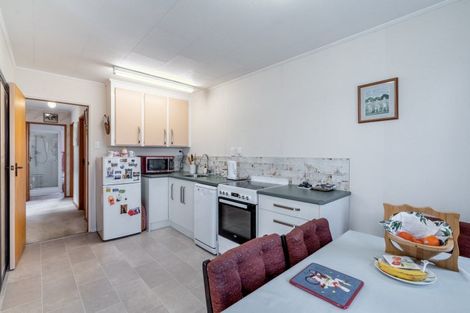 Photo of property in 8 Munro Street, Waikiwi, Invercargill, 9810