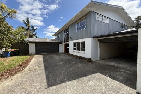 Photo of property in 1/17 Glenvar Road, Torbay, Auckland, 0630