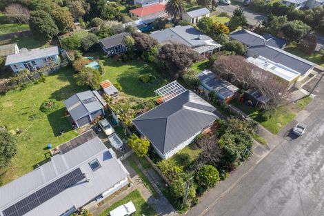 Photo of property in 24 Te Miti Street, Paekakariki, 5034