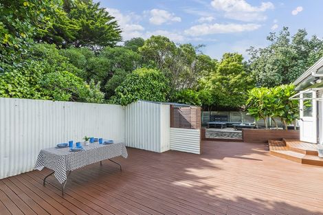 Photo of property in 30 Whanake Street, Titahi Bay, Porirua, 5022