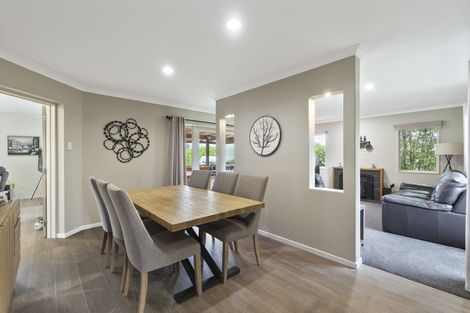 Photo of property in 13 Parkwood Place, Huntington, Hamilton, 3210