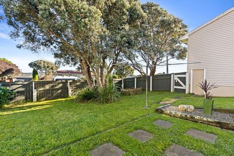Photo of property in 64 Astrolabe Street, Cannons Creek, Porirua, 5024