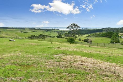 Photo of property in 56 Mclachlan Road, Kaukapakapa, Warkworth, 0984