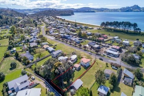 Photo of property in 42 Captain Cook Road, Cooks Beach, Whitianga, 3591