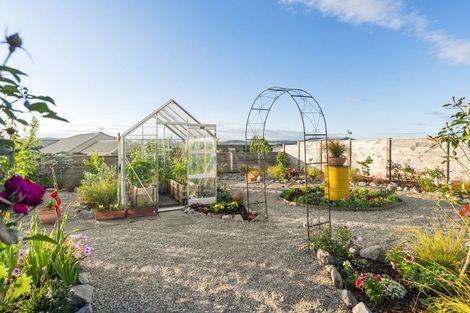 Photo of property in 7 Tuapapa Road, Wharewaka, Taupo, 3330