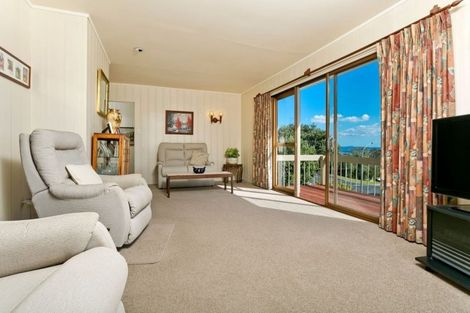 Photo of property in 16 Pemberton Avenue, Bayview, Auckland, 0629