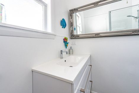 Photo of property in 2 Hodge Place, Aramoho, Whanganui, 4500