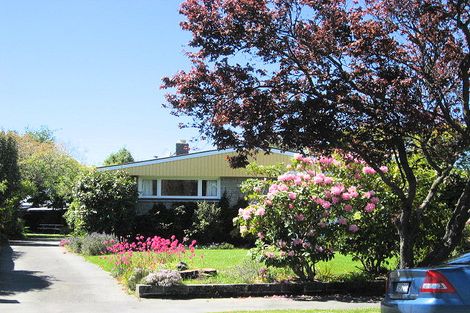 Photo of property in 1/28 Oakfield Street, Burnside, Christchurch, 8053