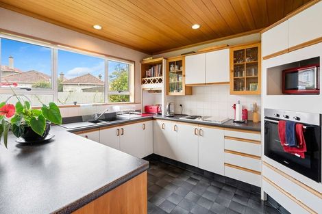Photo of property in 107 Prince Albert Road, Saint Kilda, Dunedin, 9012