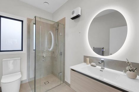 Photo of property in 19b Silverwood Lane, Leamington, Cambridge, 3495