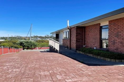 Photo of property in 31 Reflection Drive, West Harbour, Auckland, 0618