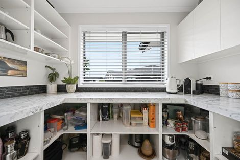 Photo of property in 18 Drower Glen, Flagstaff, Hamilton, 3210