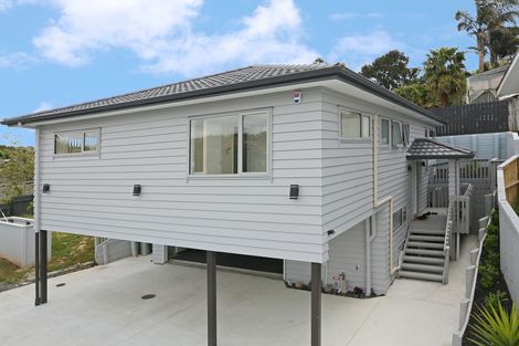 Photo of property in 16a Cedar Heights Avenue, Massey, Auckland, 0614