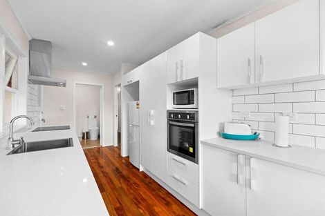 Photo of property in 2 Birdwood Road, Pukekohe, 2120