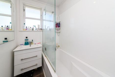 Photo of property in 5 Clyde Crescent, Roslyn, Palmerston North, 4414