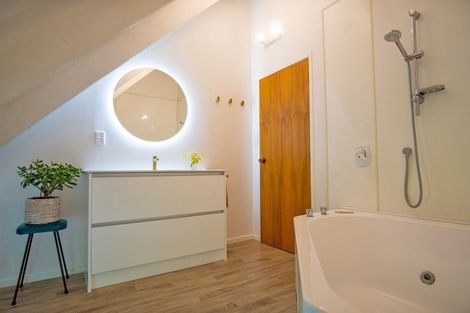 Photo of property in 30 Von Dadelszen Place, Havelock North, 4130