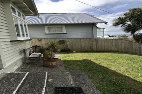 Photo of property in 76 Mitchell Street, Brooklyn, Wellington, 6021