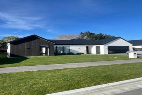Photo of property in 174 Georgina Street, Marshland, Christchurch, 8083